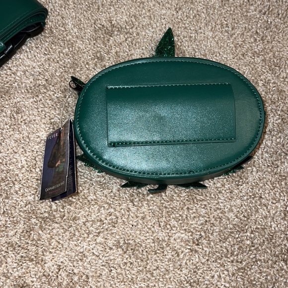 Cannabis bum bag - Picture 2 of 2